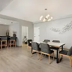 Hyatt Regency Orange County 3*