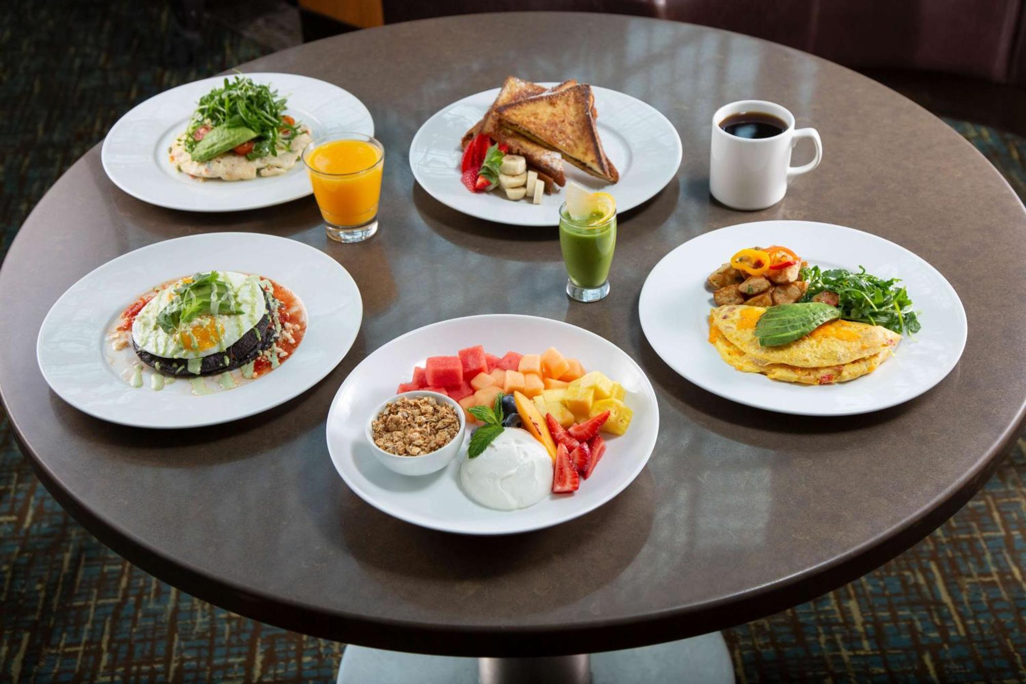 Hyatt Regency Orange County 3*