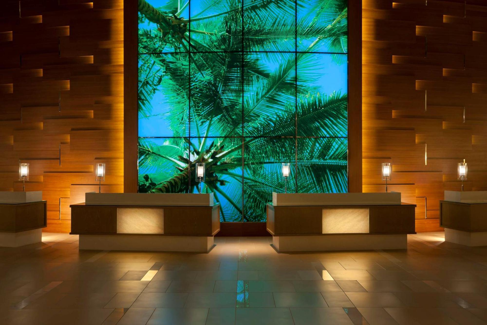 Hyatt Regency Orange County Hotel 3*